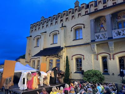 Theater performance in the courtyard of Hohenschwangau Castle